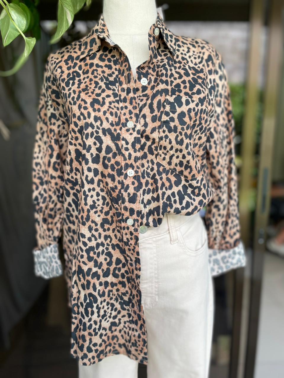 Camisa Animal Print Manga Larga