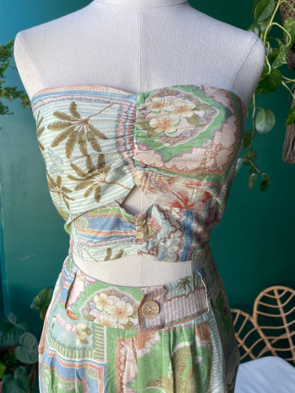 Set Caribe, pantalon y blusa.